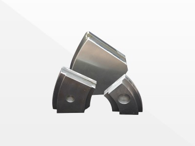 Turbine hydraulique portant un buisson